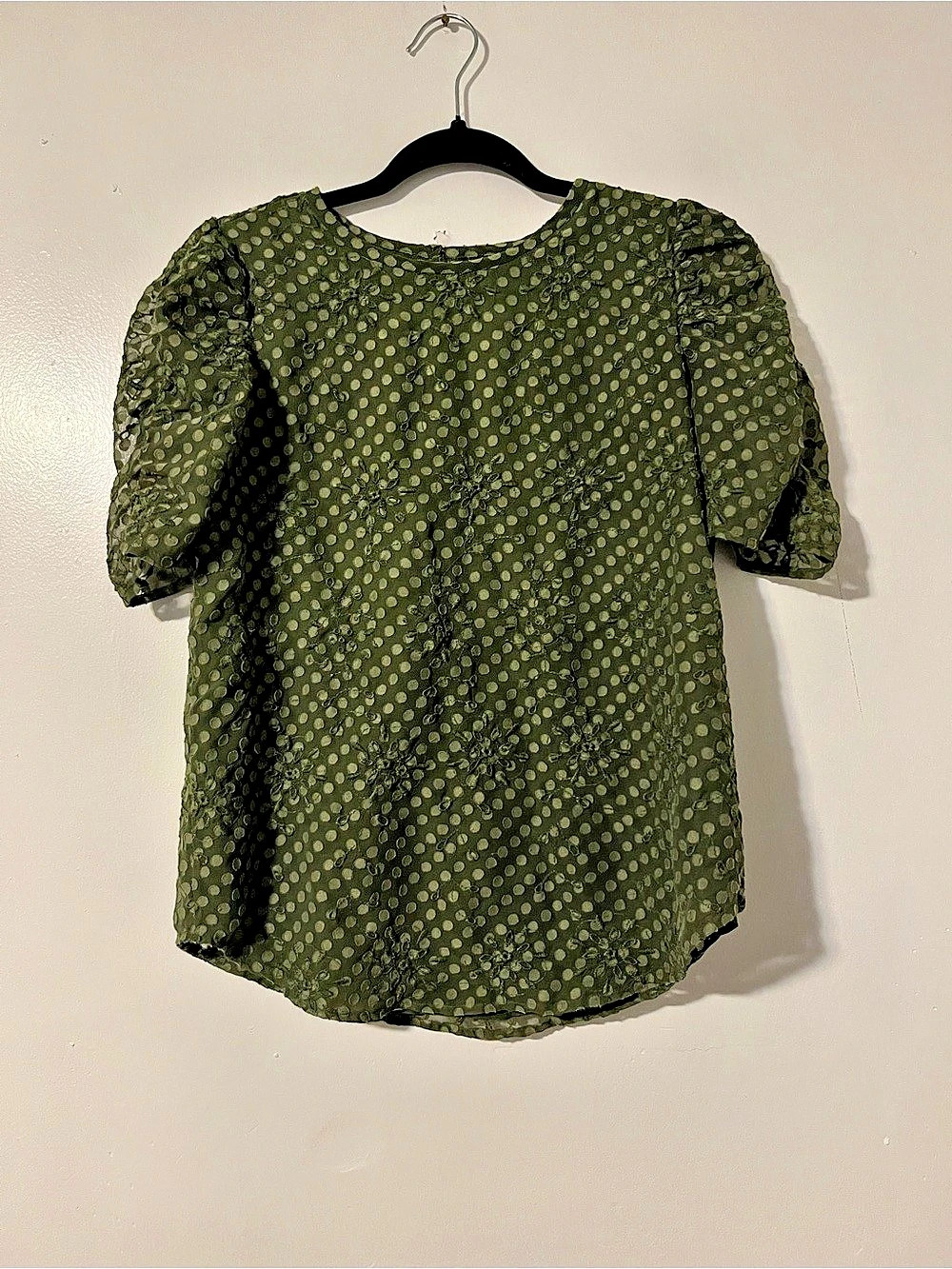 LOFT Polka Dot Puff Sheer Sleeve Blouse in Green Like New